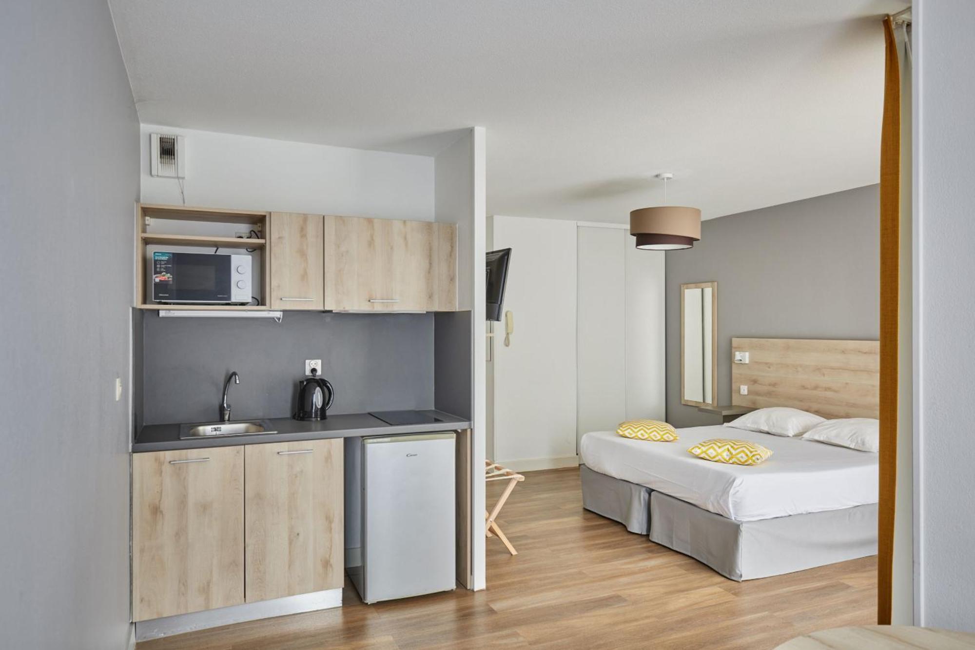 Appart Hotel Odalys City Aix En Provence Le Clos De La Chartreuse Aix-en-Provence Eksteriør bilde