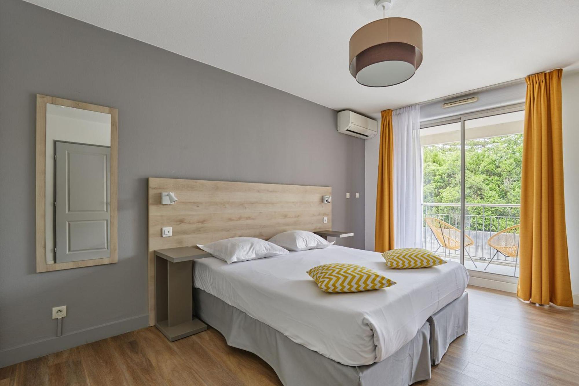 Appart Hotel Odalys City Aix En Provence Le Clos De La Chartreuse Aix-en-Provence Eksteriør bilde