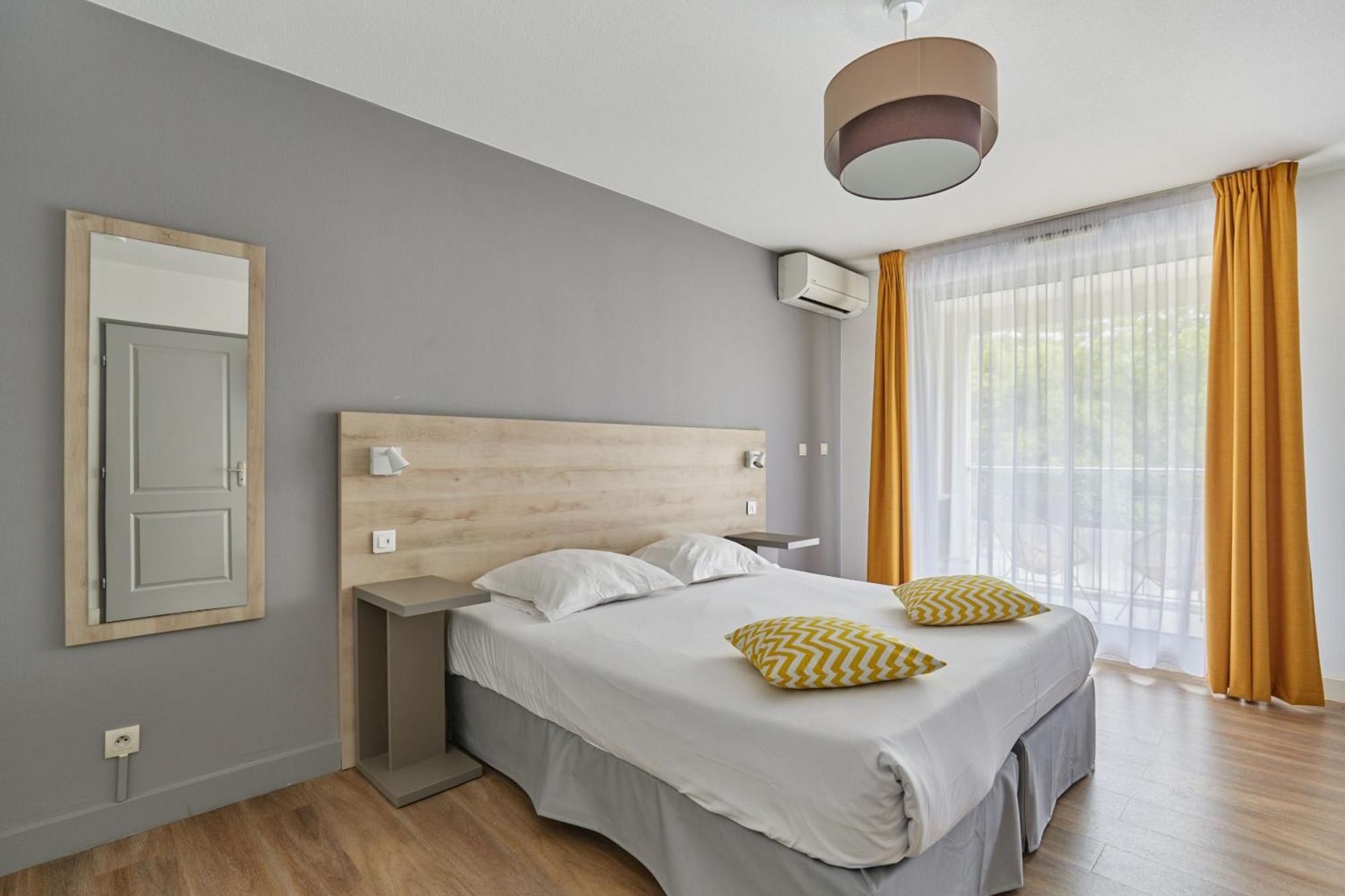 Appart Hotel Odalys City Aix En Provence Le Clos De La Chartreuse Aix-en-Provence Eksteriør bilde
