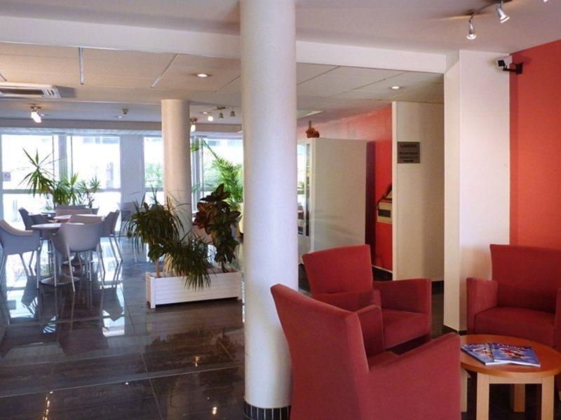 Appart Hotel Odalys City Aix En Provence Le Clos De La Chartreuse Aix-en-Provence Eksteriør bilde